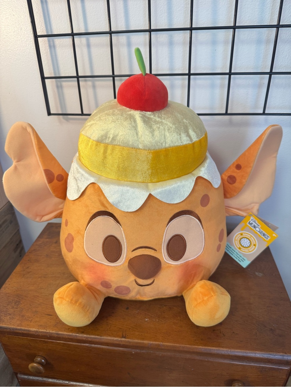 Stitch Disney Munchlings 18in Scented Plush Pineapple Upside Down Cake